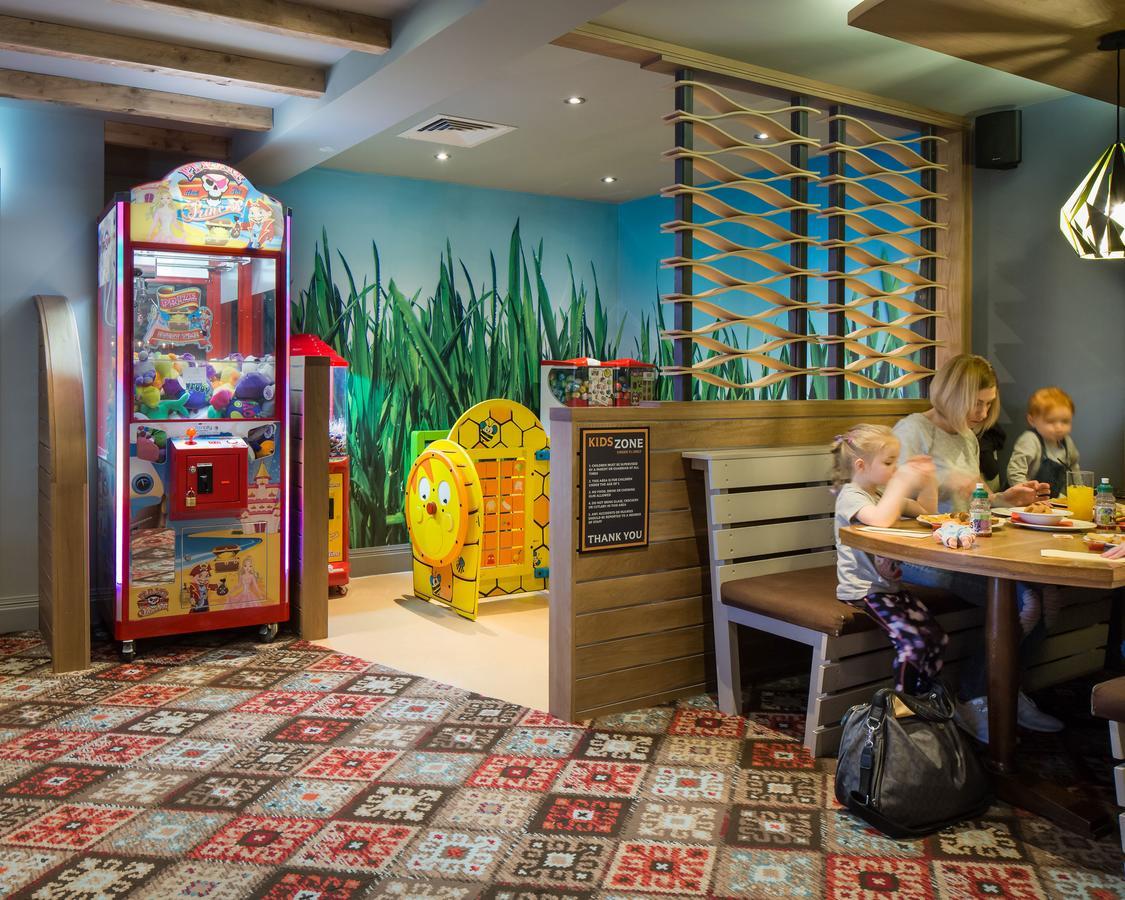 The Raven'S Cliff Lodge By Marston'S Inns Motherwell Eksteriør billede