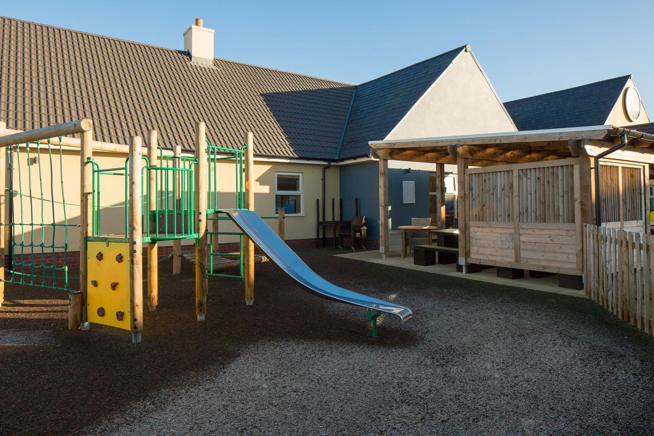 The Raven'S Cliff Lodge By Marston'S Inns Motherwell Eksteriør billede